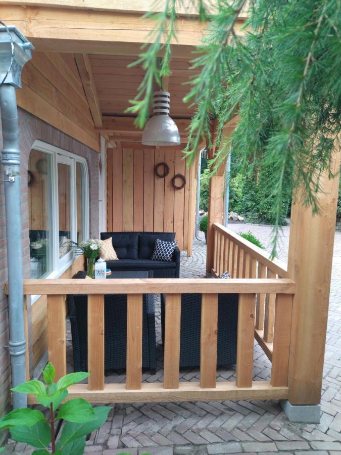 Bed and Breakfast Logies De Houtdijk Харих Экстерьер фото