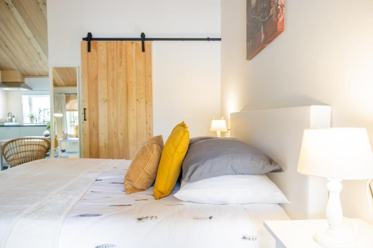 Bed and Breakfast Logies De Houtdijk Харих Экстерьер фото