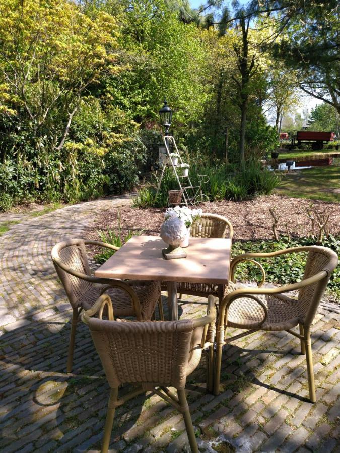 Bed and Breakfast Logies De Houtdijk Харих Экстерьер фото